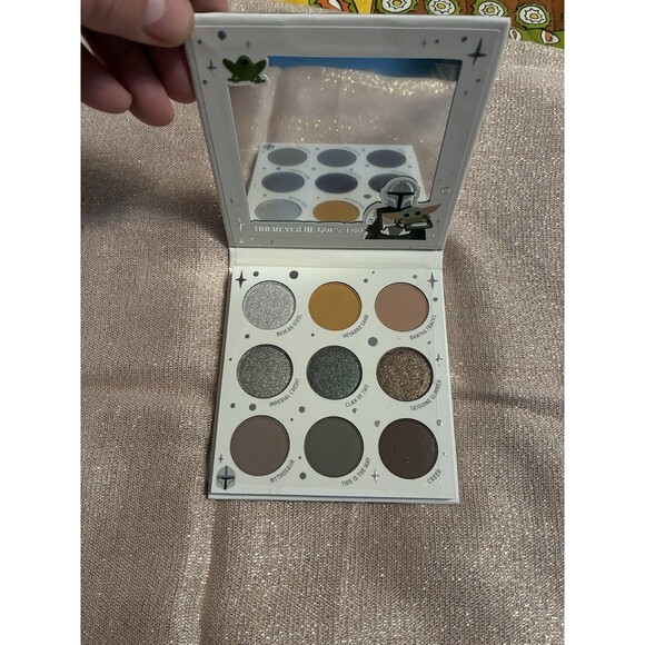 COLOURPOP The Mandalorian STAR WARS Eyeshadow Palette 9 Shades LIMITED EDITION - Picture 2 of 6